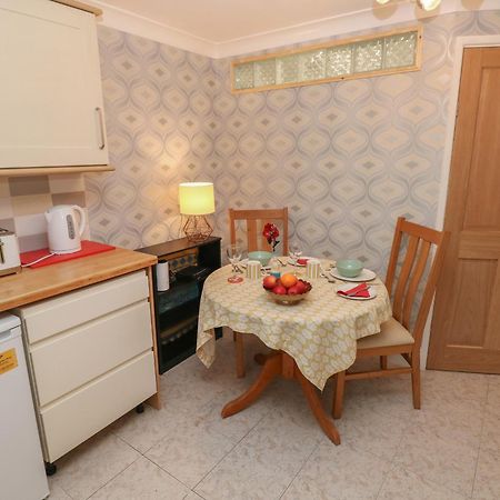 Appartement The Laurels Flat à Cardiff Extérieur photo